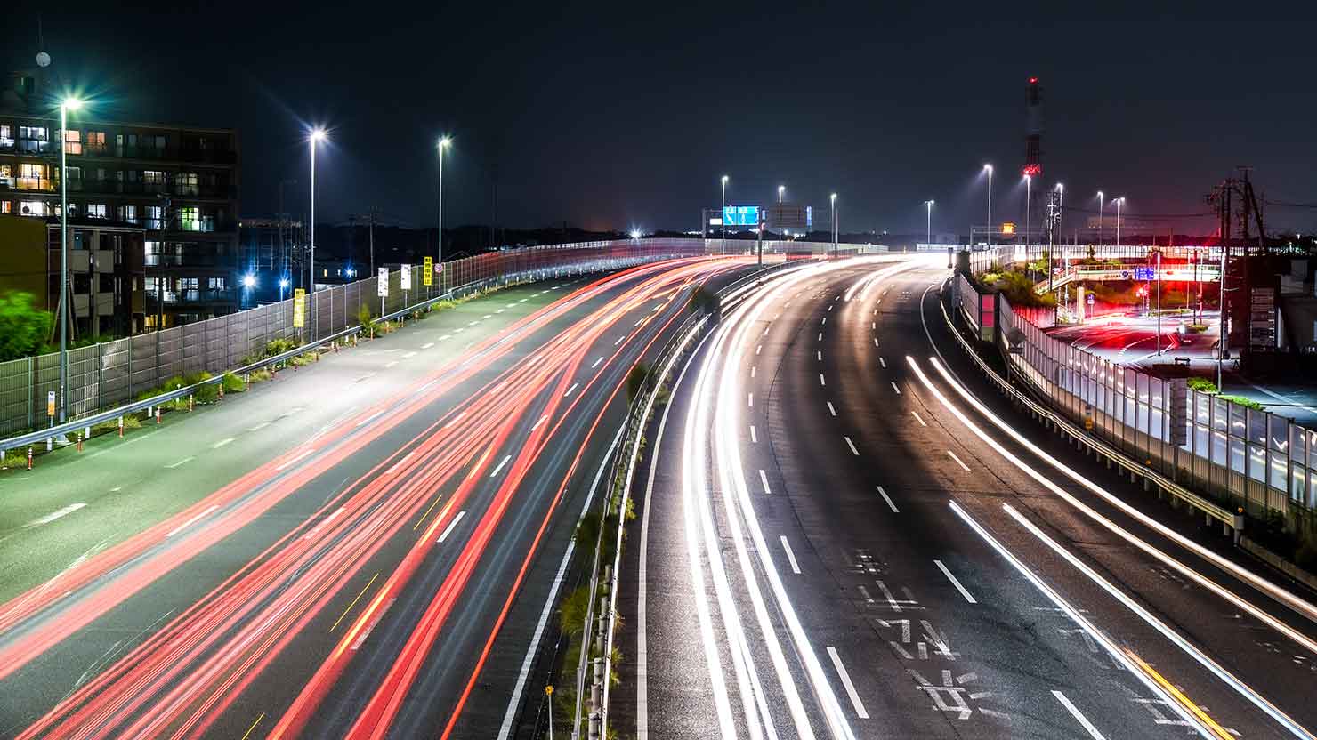 ロービーム検査完全移行へ　最新ヘッドライトテスターはこれだ