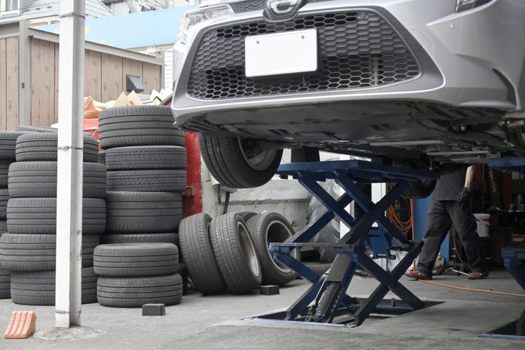 タイヤ履き替え時期をビジネスチャンスに　タイヤ交換イチオシ商品