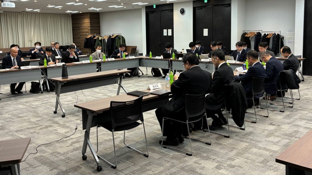 国土交通省が発表！OBD検査対象装置にELKS（緊急時車線維持装置）追加、2035年9月から検査開始