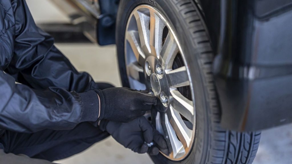 特集　走行時の快適性や雨の日の安全性を確保する　最新サマータイヤ