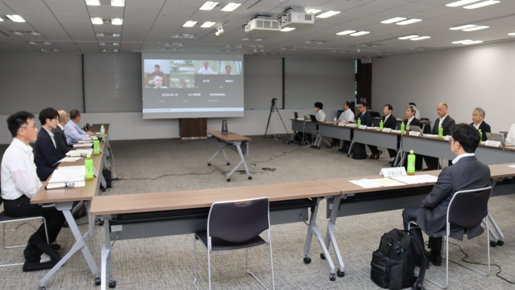 国交省、第1回車両安全対策検討会を開催